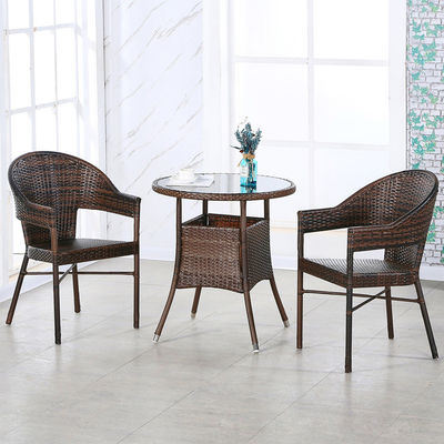 Custom Logo Woven PE Rattan Dining Table and Chairs for Hotel Outdoor Patio Armchair Set (Секрет столовых и стульев для гостиниц на открытом воздухе)